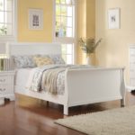 Louis Phillip Collection Sleigh Bed, White Finish F9254